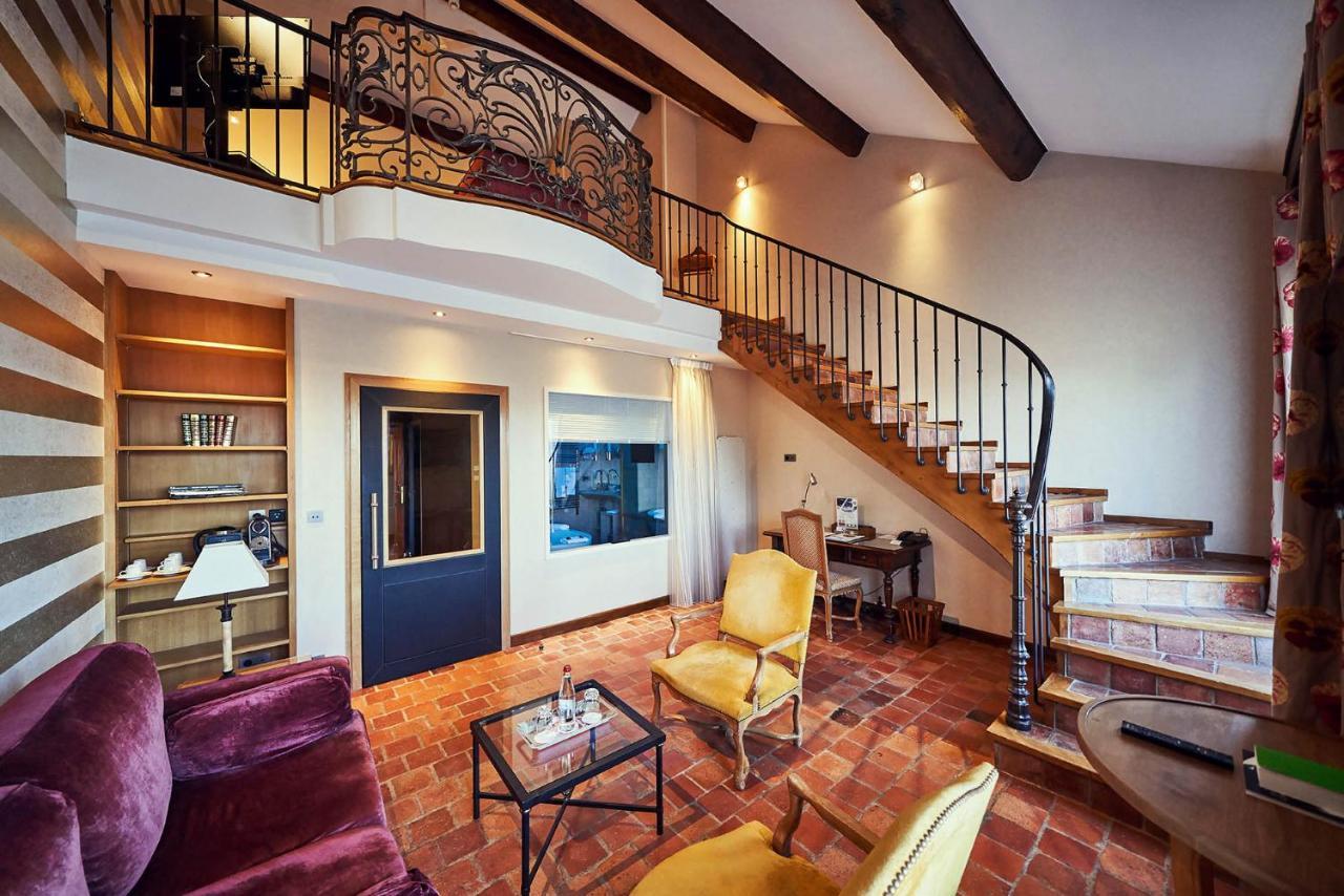 Relais Bernard Loiseau Hotel Солию Екстериор снимка