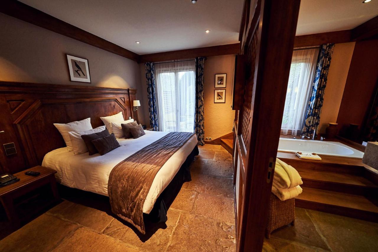 Relais Bernard Loiseau Hotel Солию Екстериор снимка
