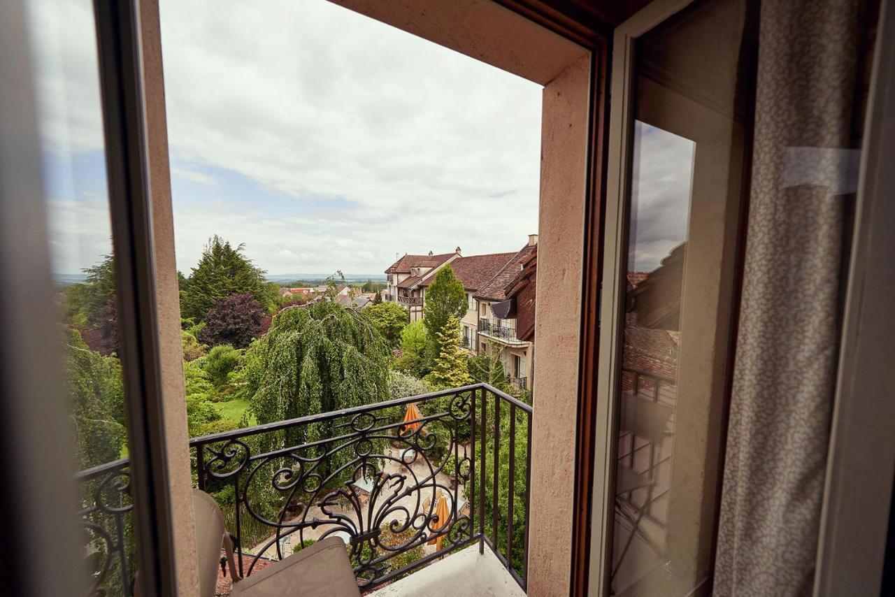 Relais Bernard Loiseau Hotel Солию Екстериор снимка