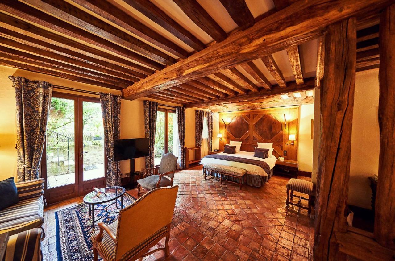 Relais Bernard Loiseau Hotel Солию Екстериор снимка