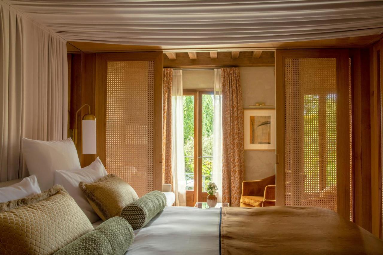 Relais Bernard Loiseau Hotel Солию Екстериор снимка