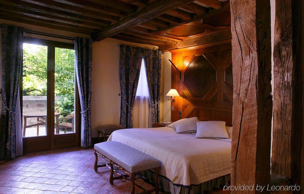 Relais Bernard Loiseau Hotel Солию Стая снимка