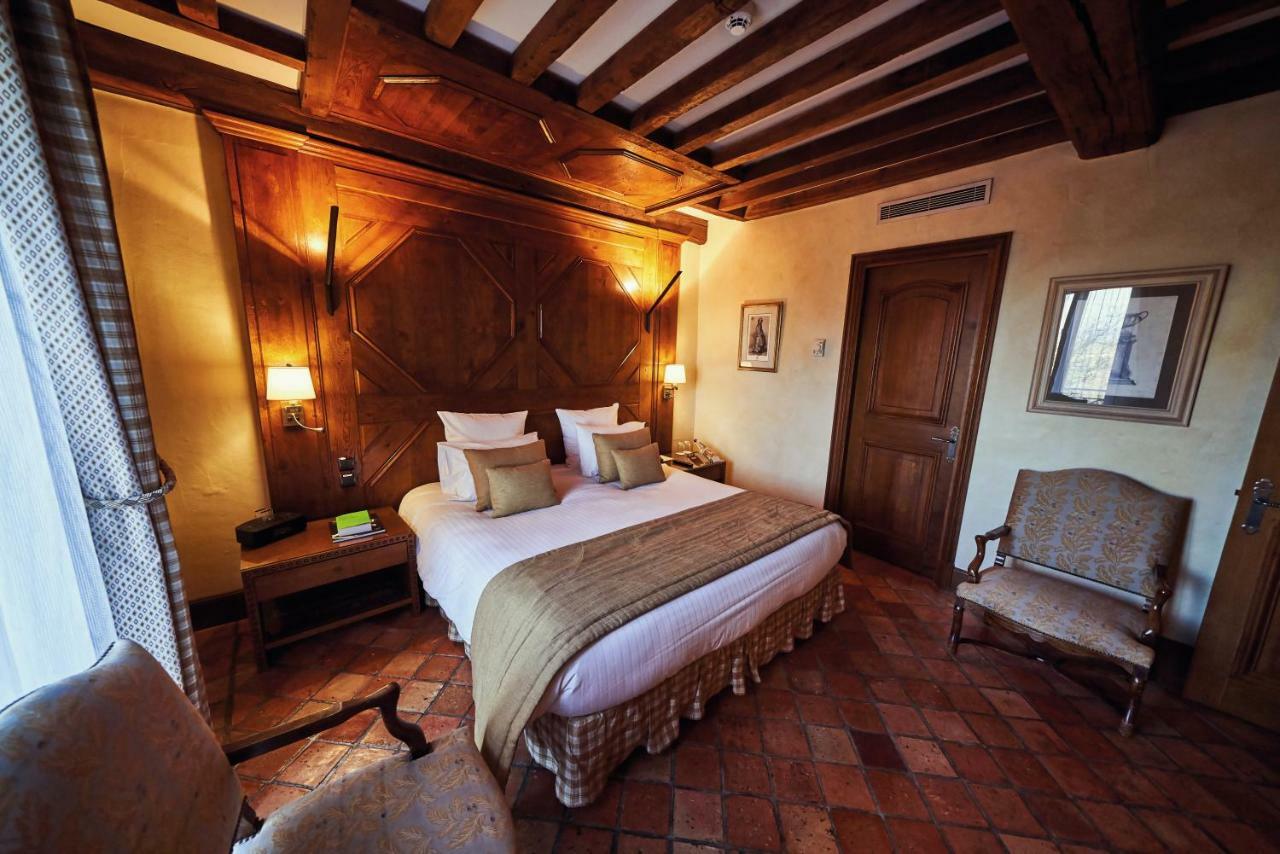 Relais Bernard Loiseau Hotel Солию Екстериор снимка